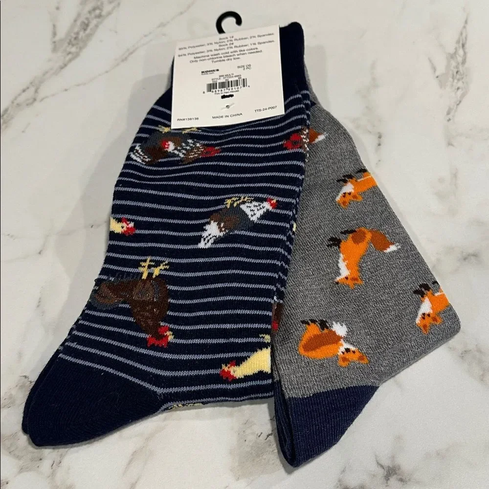 Twisted Toes Crew Socks Mens 8-13 NEW 2 Pair Fox Chickens Rooster Novelty Socks